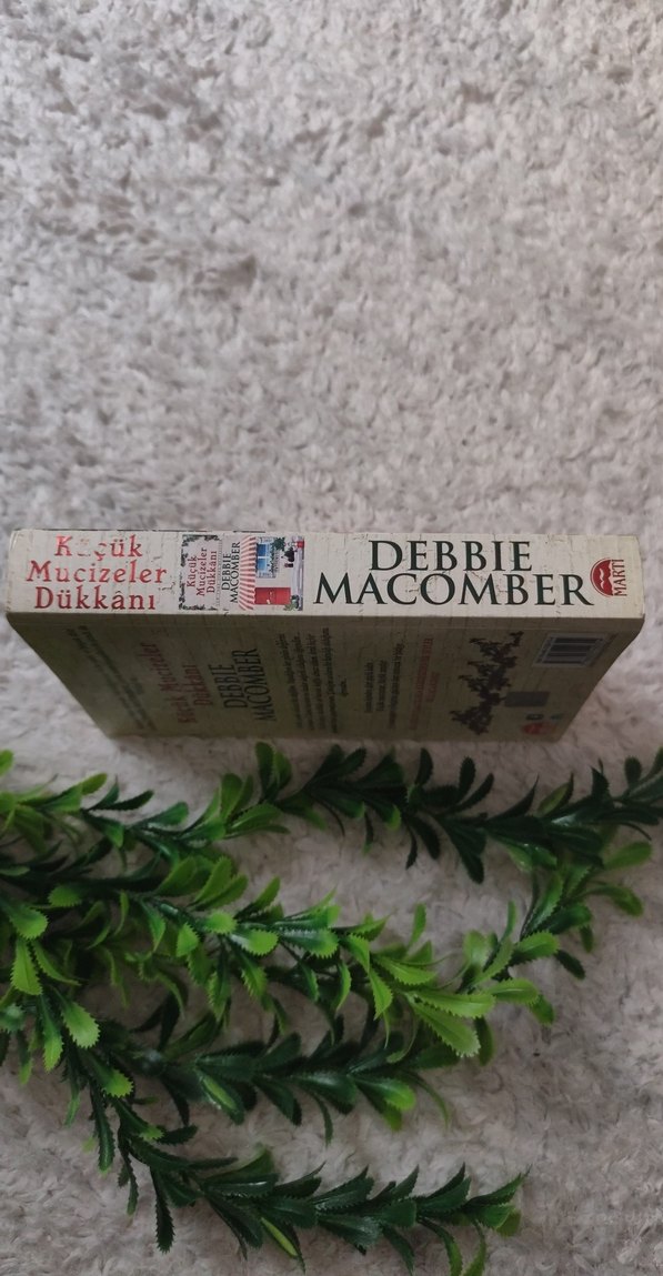 Küçük Mucizeler Dükkanı - Debbie Macomber - Görsel 3