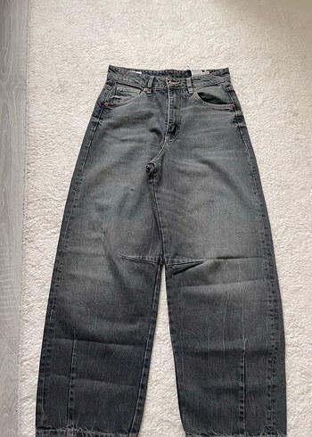 Gri Rahat Kesim Kadın Denim Pantolon