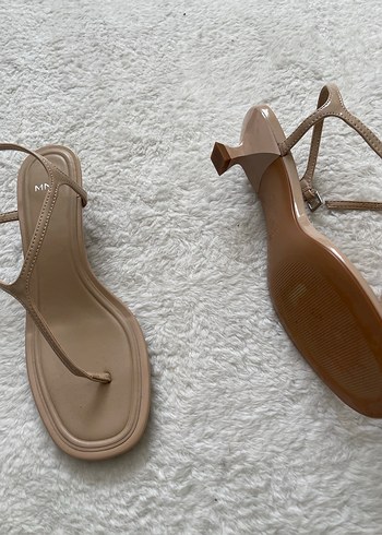 Mango Bej Minimalist Stiletto Topuklu Kadın Sandalet