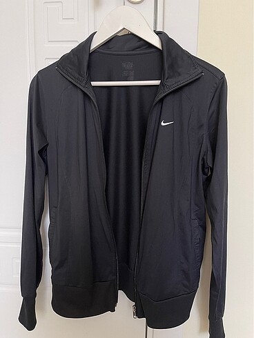 Nike hırka
