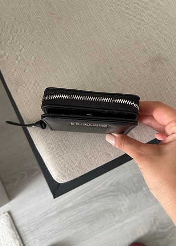 Stradivarius Siyah Deri Fermuarlı Cüzdan - Görsel 2