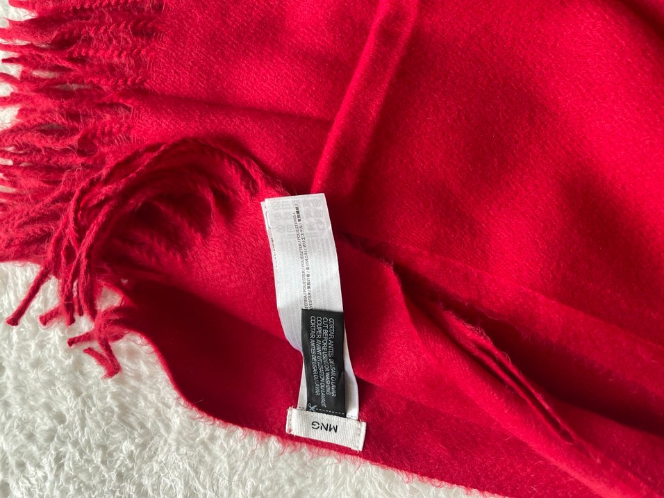 Kırmızı Püsküllü Kadın Panço - Görsel 2