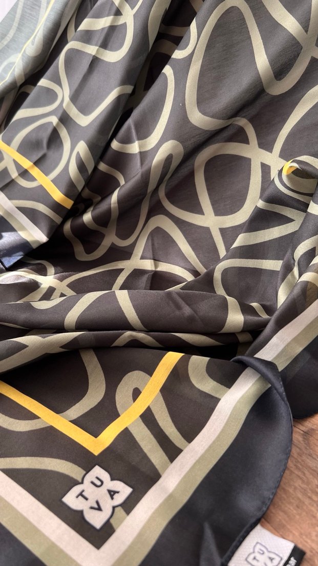 TUVA MARKA DESENLİ ŞAL - Görsel 3