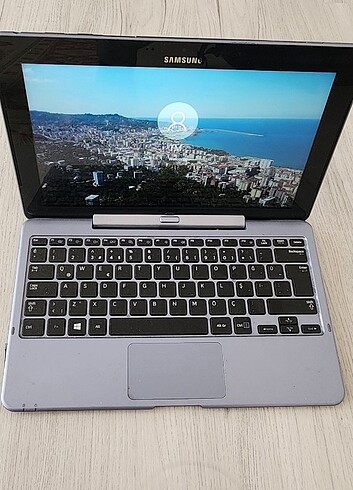 Samsung Samsung 500T 2N1 DOKUNMATİK EKRAN + KLAVYE