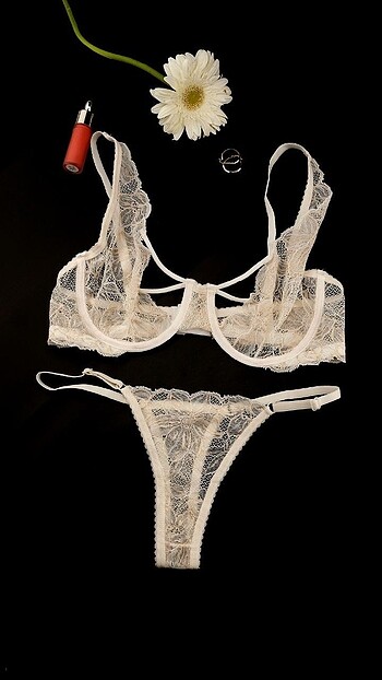Diğer Beyaz Gold İslemeli Bralet Takım