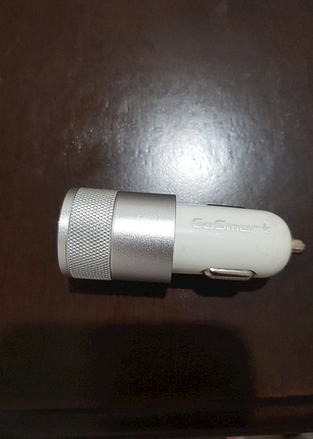 Çift USB'li Beyaz Telefon Şarj Cihazı - Görsel 2
