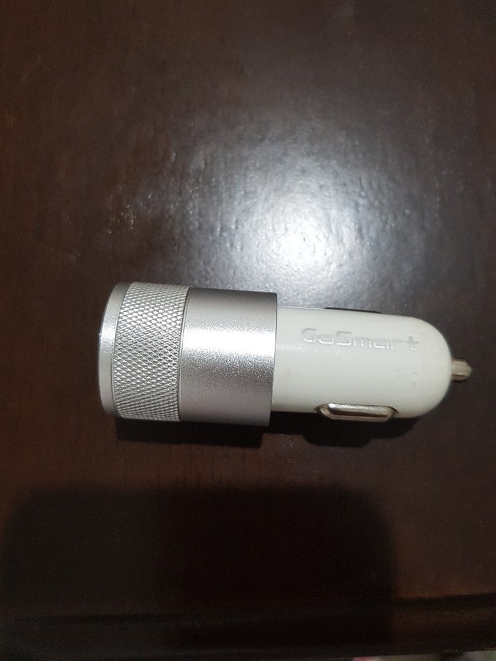 Çift USB'li Beyaz Telefon Şarj Cihazı - Görsel 2