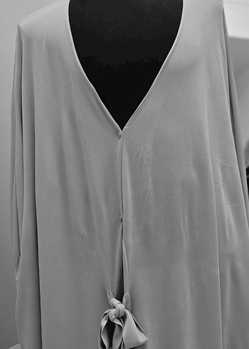 Bohem Tarzı Uzun V Yaka Gri Elbise - Görsel 6