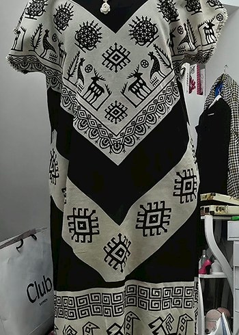 Bohem V Yaka Desenli Uzun Elbise - Görsel 3