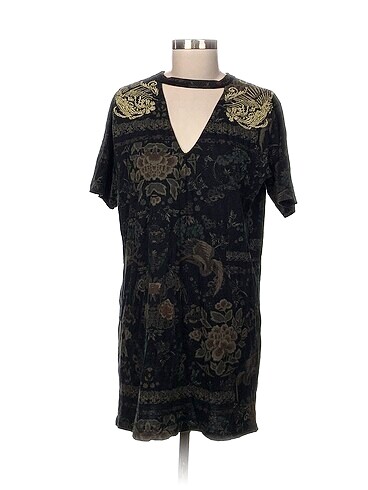 River Island Kısa Elbise %70 İndirimli.
