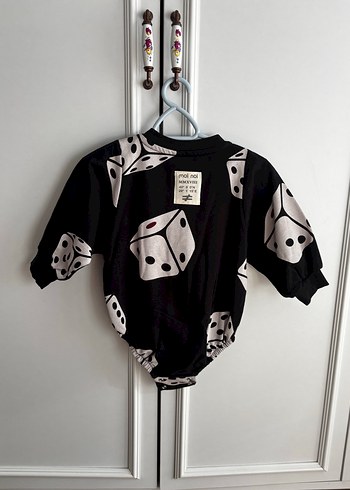 H&M Moi noi çıtçıtlı body