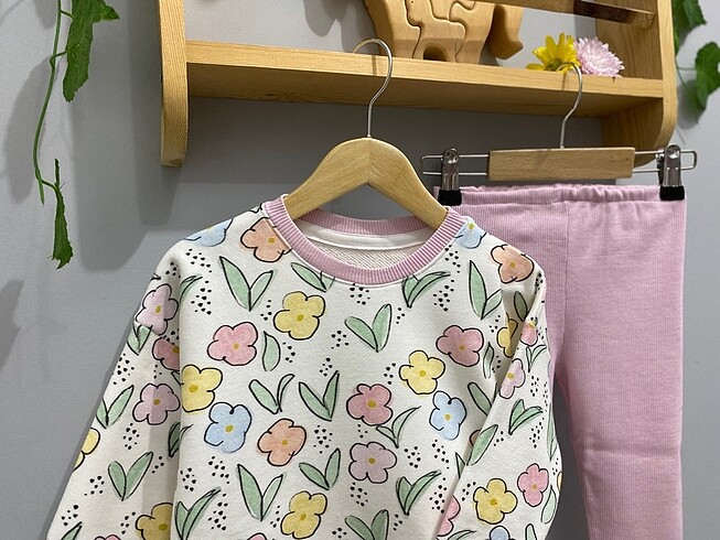 LC Waikiki Çiçek desenlı kız çocuk takım