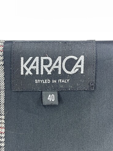 40 Beden çeşitli Renk Karaca Blazer %70 İndirimli.