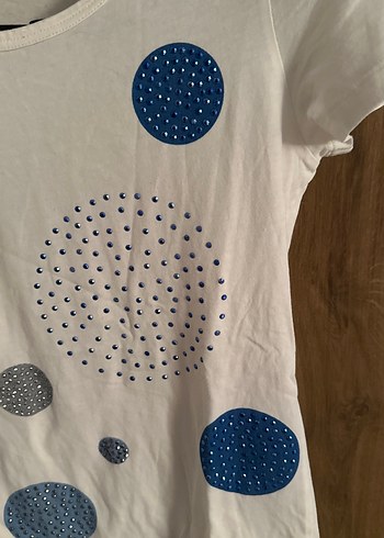 Kadın Beyaz Baskılı Kısa Kollu Tişört - Görsel 3