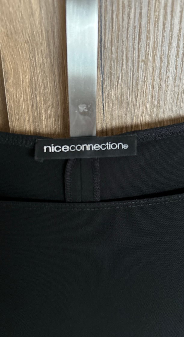 Siyah Uzun Kol ve Salaş Kesim Kadın Elbise - Görsel 5