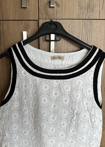 Kadın Dantel İşlemeli Kolsuz Midi Elbise - Görsel 2