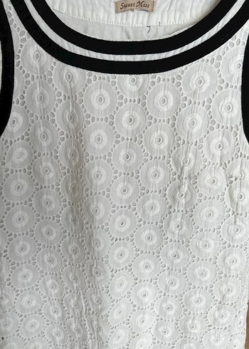 Kadın Dantel İşlemeli Kolsuz Midi Elbise - Görsel 4