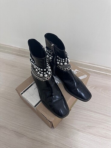 Zara incili bot
