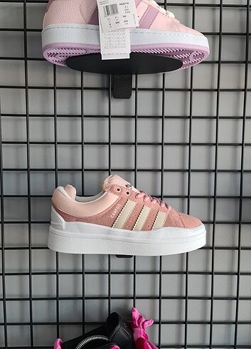 Adidas ADİDAS CAMPÜS BAD BUNNY TAVŞAN MODELİ