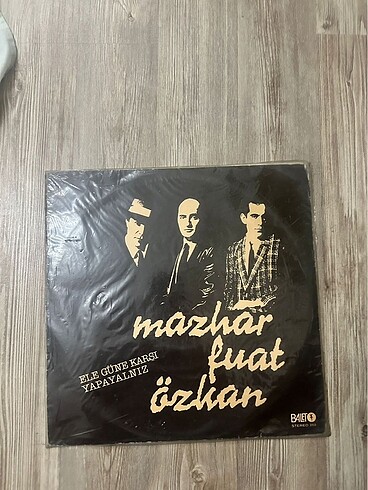 Mfö Ele Güne Karşı Yapayalnız dönem plak