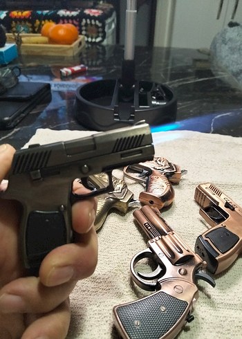 Renkli tabanca görselli lazerli çakmaklar - Görsel 3