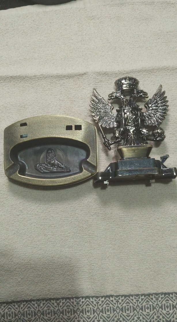 Altın Renkli Kanatlı Figürlü Koyu çakmak - Görsel 4