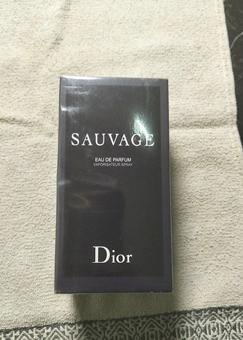 Dior Sauvage ve Tom Ford Erkek Parfümü - Görsel 2