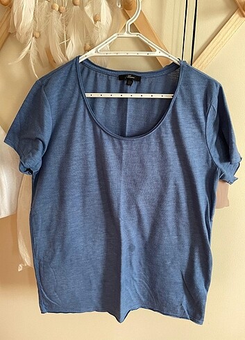 Mavi tshirt