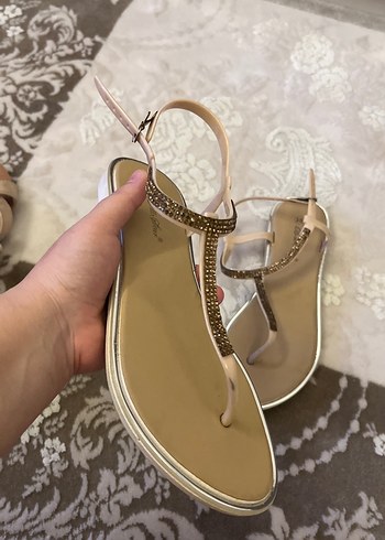 38 numara Bej Boncuk Detaylı İnce Topuklu Sandalet - Görsel 5
