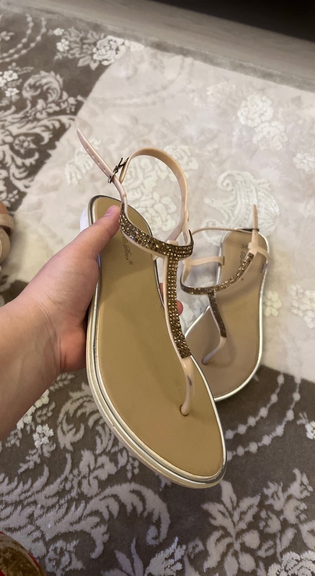 38 numara Bej Boncuk Detaylı İnce Topuklu Sandalet - Görsel 5