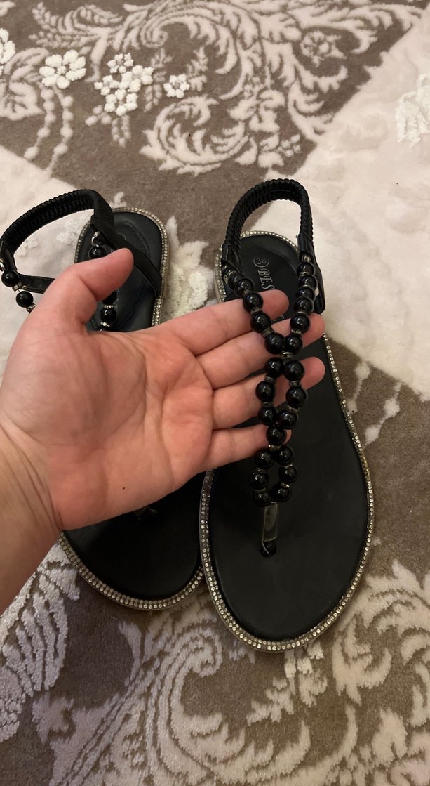 38 numara Siyah Boncuklu  ince Topuklu Kadın Sandalet - Görsel 3