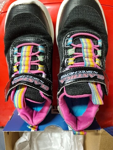28 Beden Skechers kız çocuk ayakkabısı