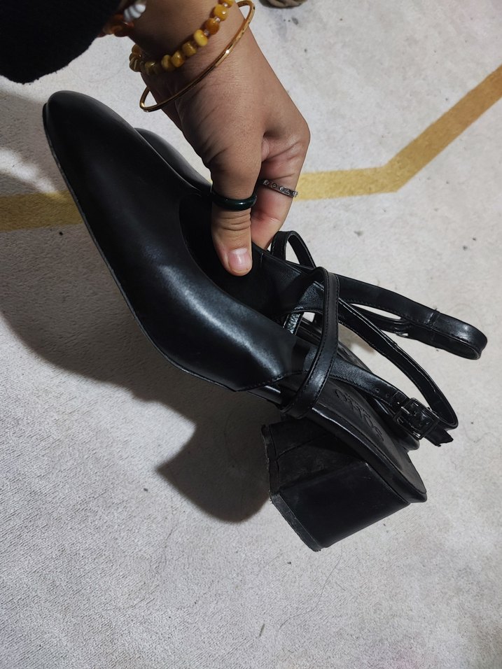 Siyah Minimalist Tokalı rugan Topuklu Kadın Ayakkabı - Görsel 5