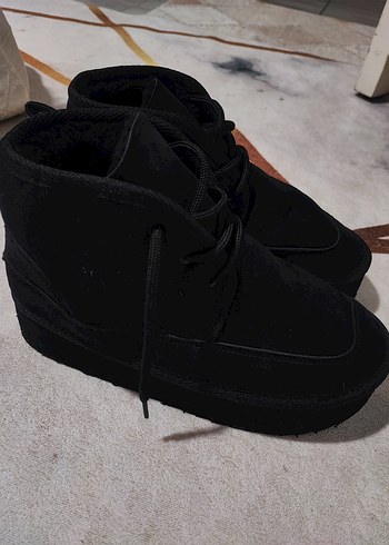 Siyah Kürklü Kadın Dolgu Topuk Bot ugg - Görsel 5