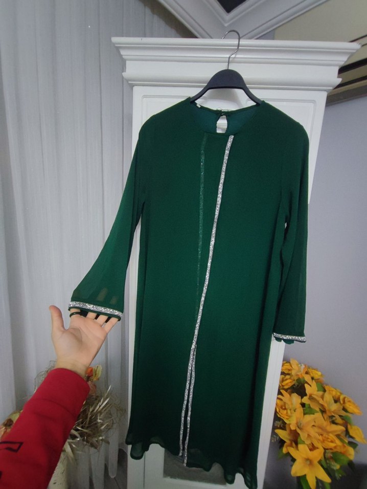 Nakışlı Uzun Yeşil takım - Görsel 3