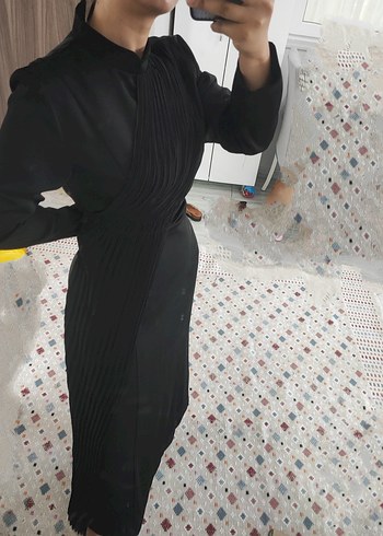 m Beden Kadın Siyah Uzun Pilili Elbise