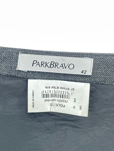 42 Beden gri Renk Park Bravo Midi Etek %70 İndirimli.