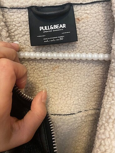 Pull and Bear Deri mont
