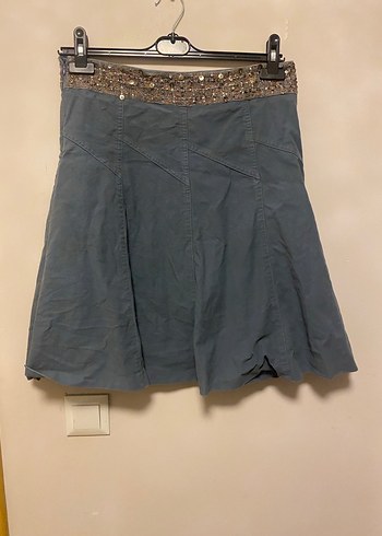 Tokalı Kemerli Kadın Mini Kot Etek - Görsel 4