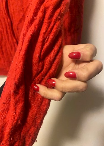 Kırmızı V Yakalı Örgü Kadın Hırka - Görsel 3