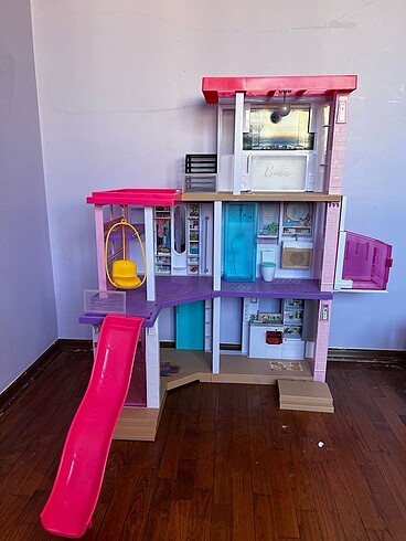 Barbie evi ( barbienin rüya evi )