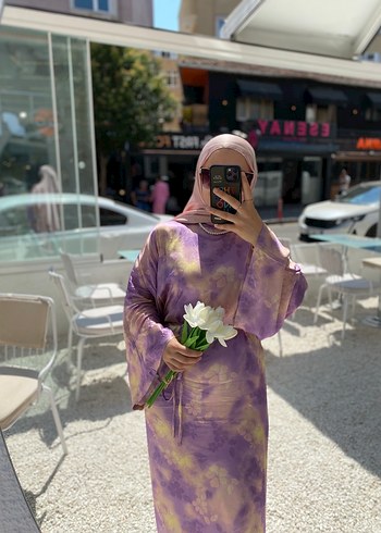 44 Beden mor Renk Mor Bağlama Desenli Uzun Salaş Elbise