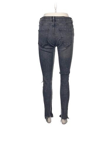 32 Beden Diğer Skinny %70 İndirimli.