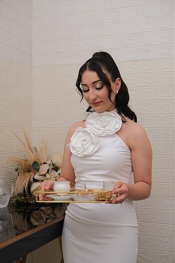 Beyaz nişan elbisesi - Görsel 4