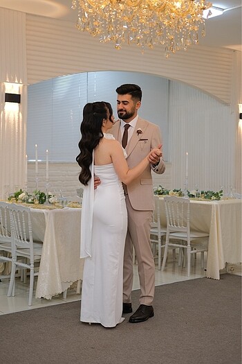 Beyaz nişan elbisesi - Görsel 7