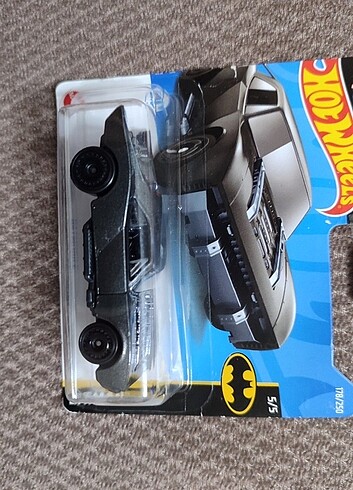 Hot whels Batmobile