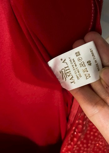 Boncuk Detaylı Kırmızı Uzun Abiye Elbise - Görsel 6