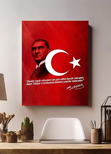 Kırmızı Bayraklı ve Naciz Vücudum Yazılı Atatürk Kanvas Tablo