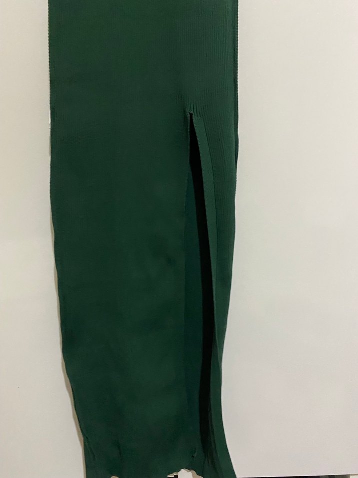 Kolsuz, Yüksek Yakalı Uzun Yeşil Triko Elbise - Görsel 4