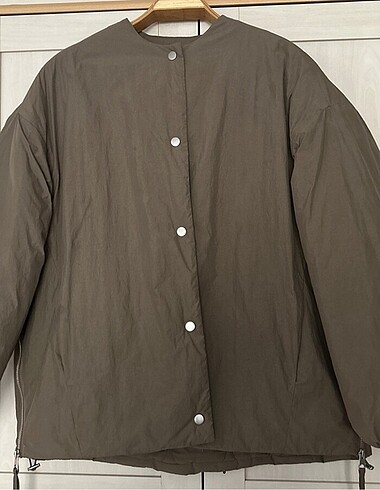 Zara Mont